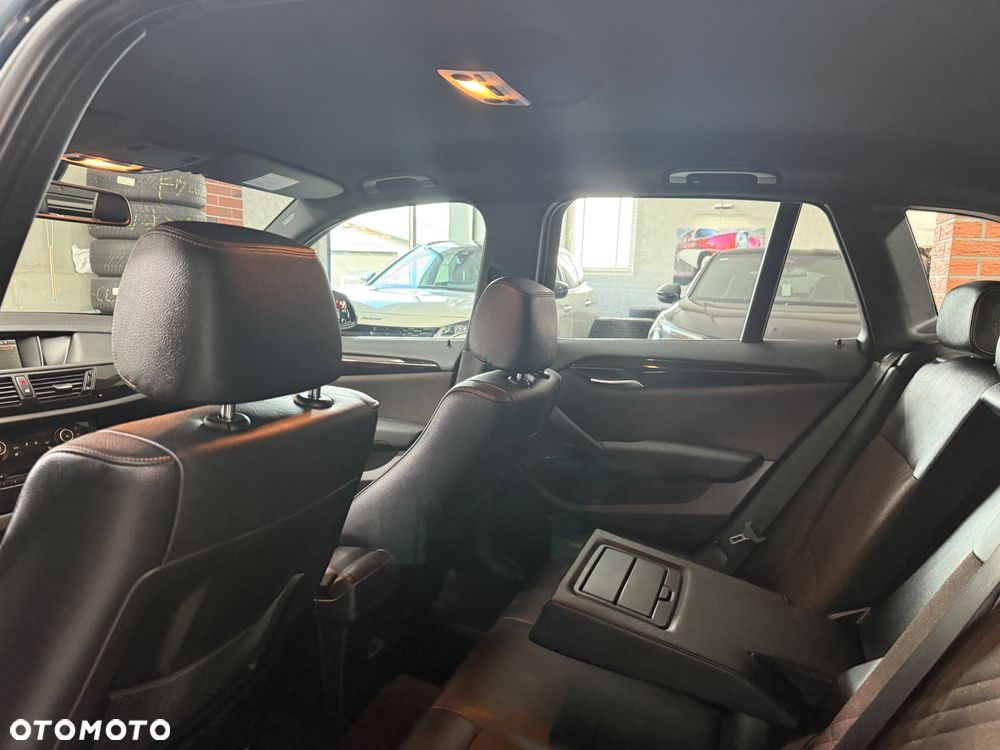 BMW X1 xDrive18d - 15