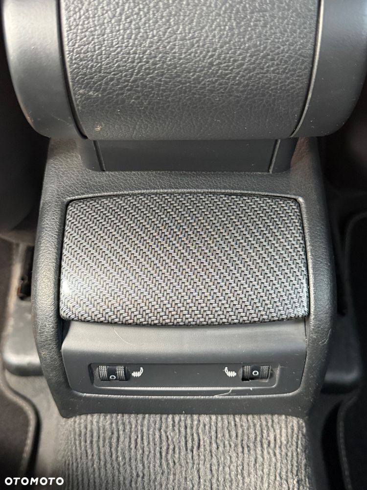 Audi A4 Avant 3.0 TDI DPF quattro - 18