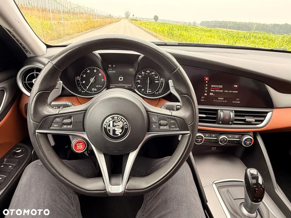 Alfa Romeo Giulia 2.0 Turbo TI Q4 - 32