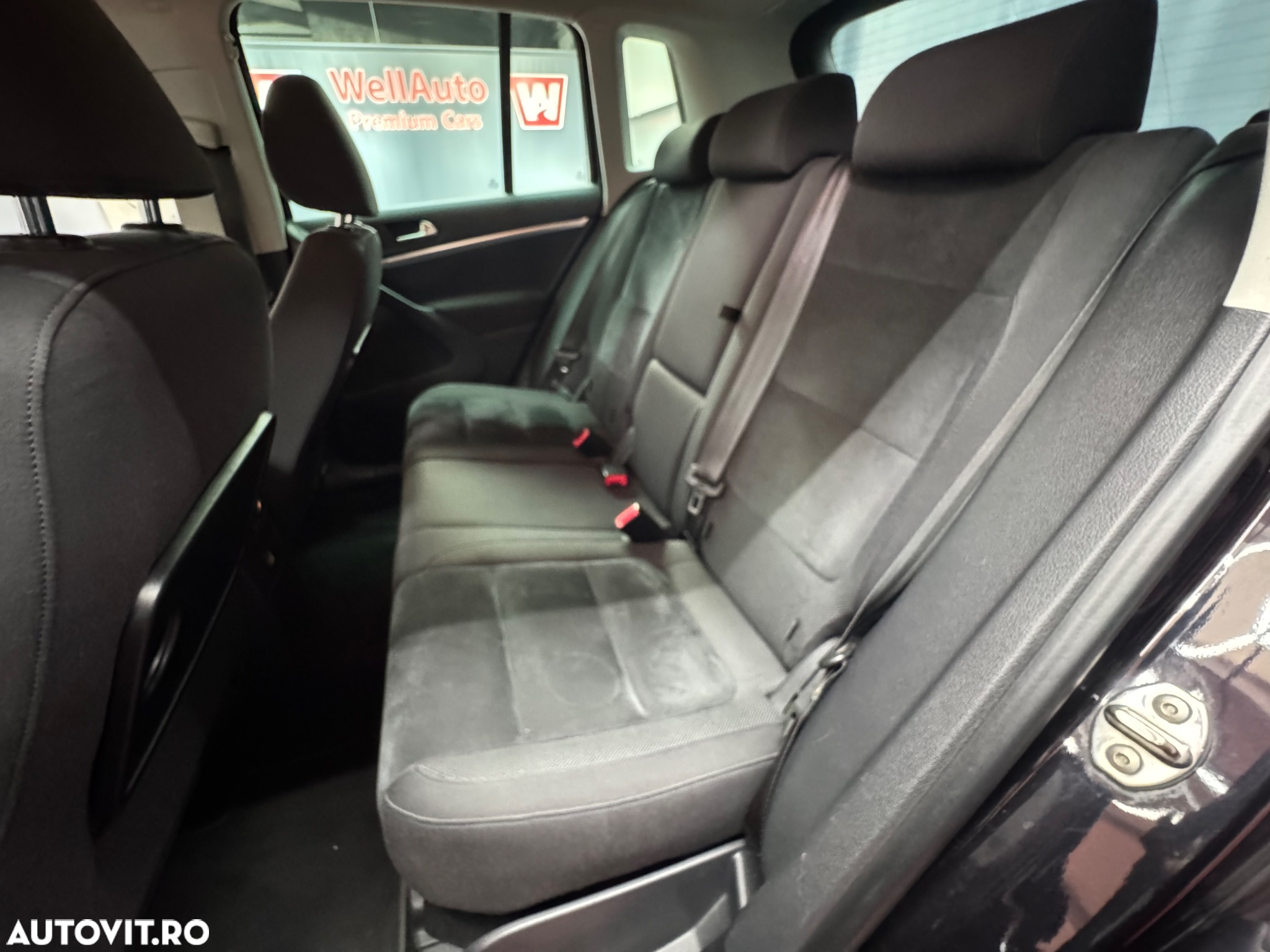 Volkswagen Tiguan - 19