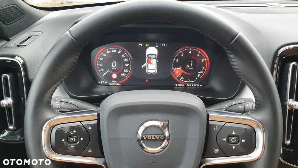 Volvo XC 40 T3 Momentum Pro - 12