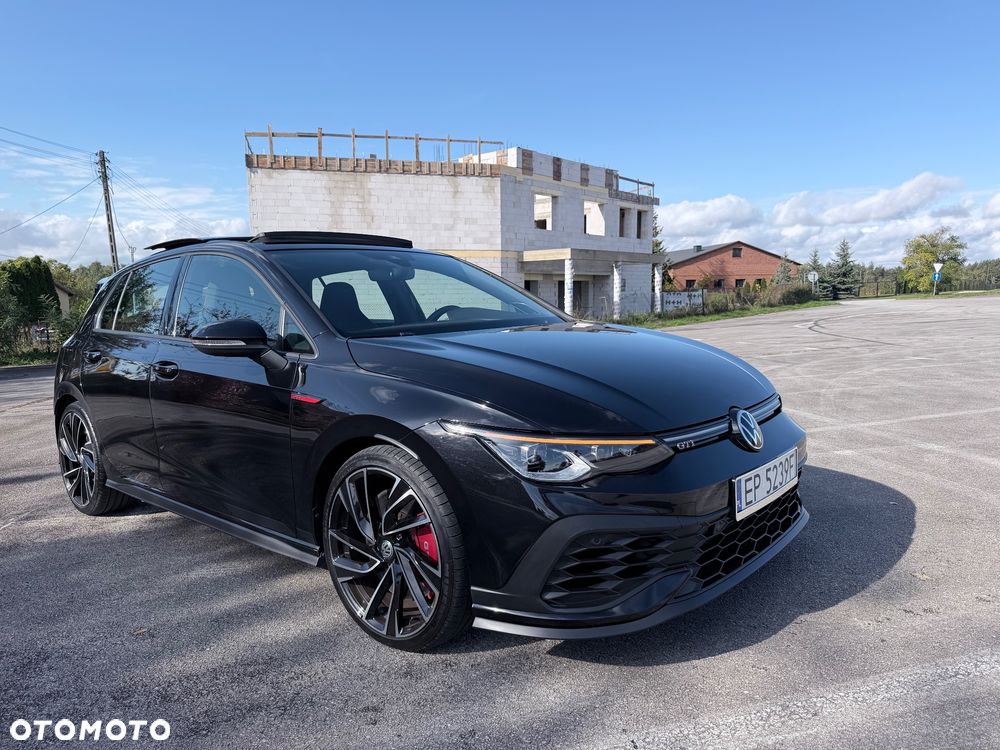 Volkswagen Golf 2022 photo 2