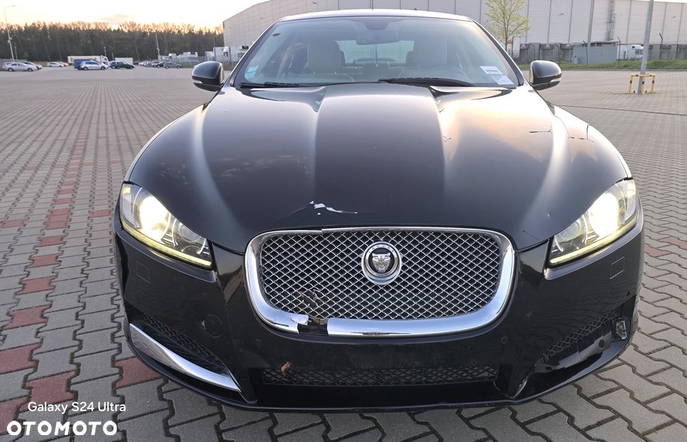 Jaguar XF 2.2 D Luxury - 3