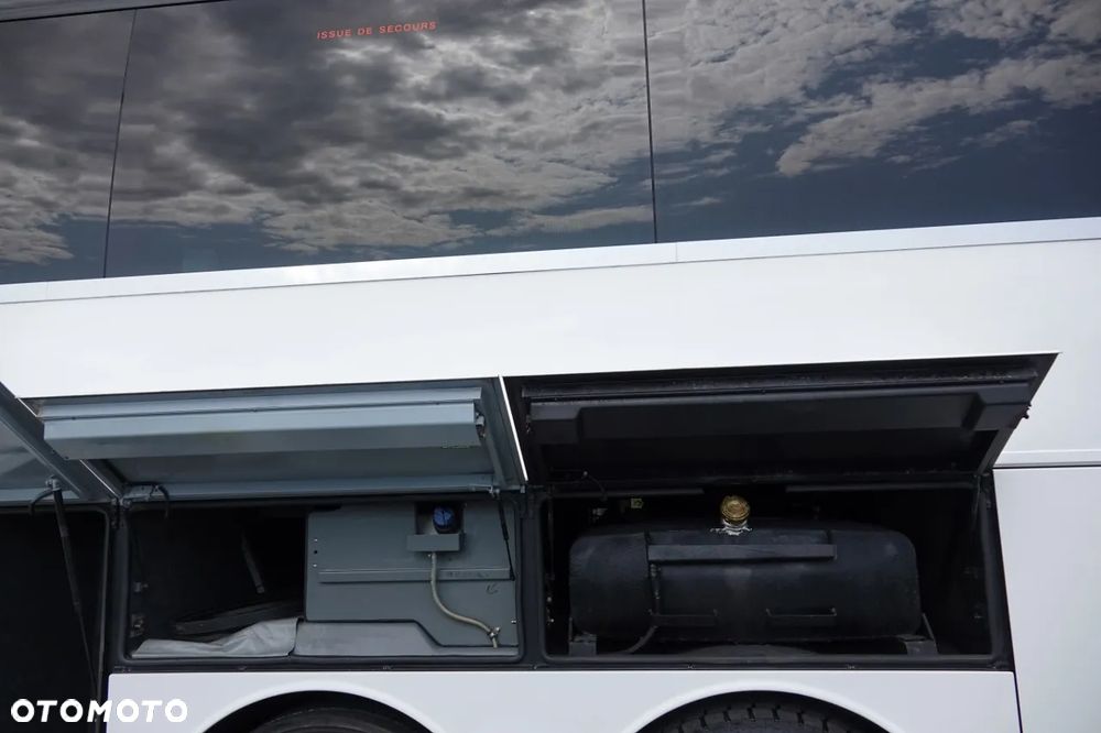 Van Hool TDX 20 ALTANO / EURO 6 / SPROWADZONY / TURYSTYCZNY / AUTOMAT / BOGATE WYPOSAŻENIE - 15