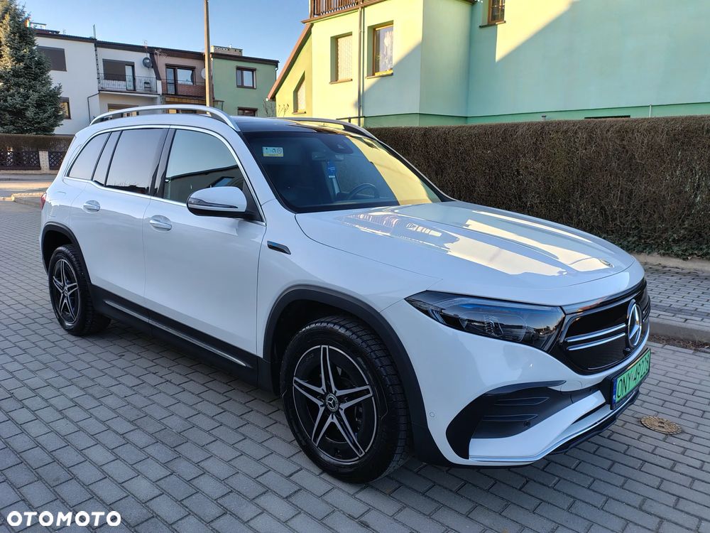 Mercedes-Benz EQB 300 4Matic AMG Line - 13
