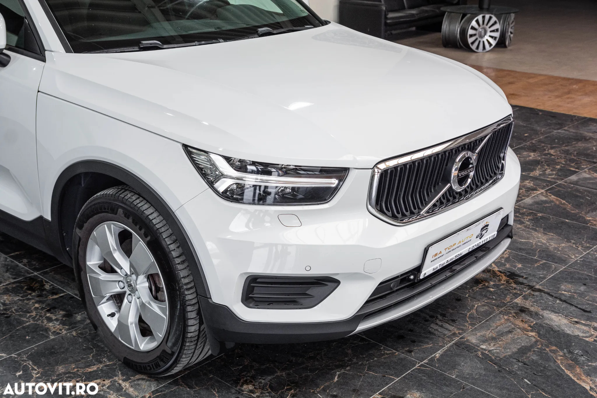Volvo XC 40 D3 AWD Momentum - 13