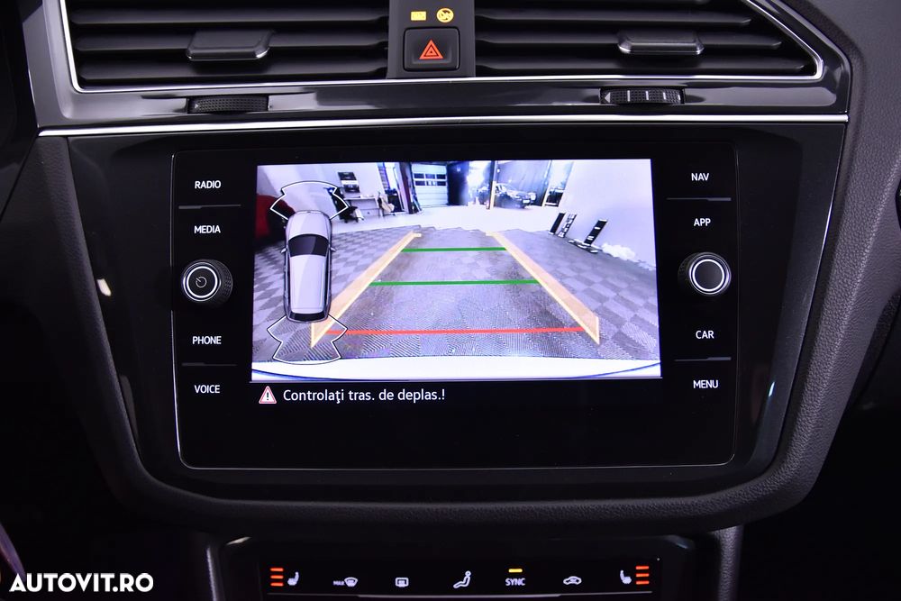 Volkswagen Tiguan - 20