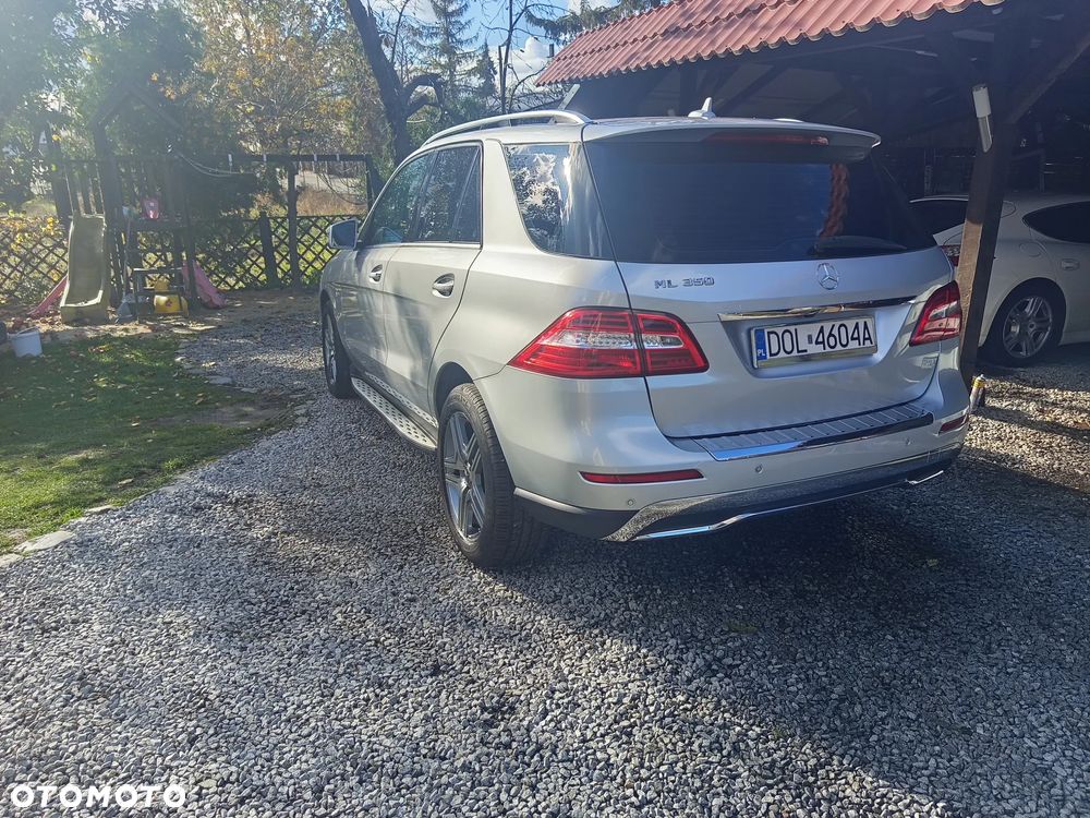 Mercedes-Benz ML 350 BlueTec 4-Matic - 4