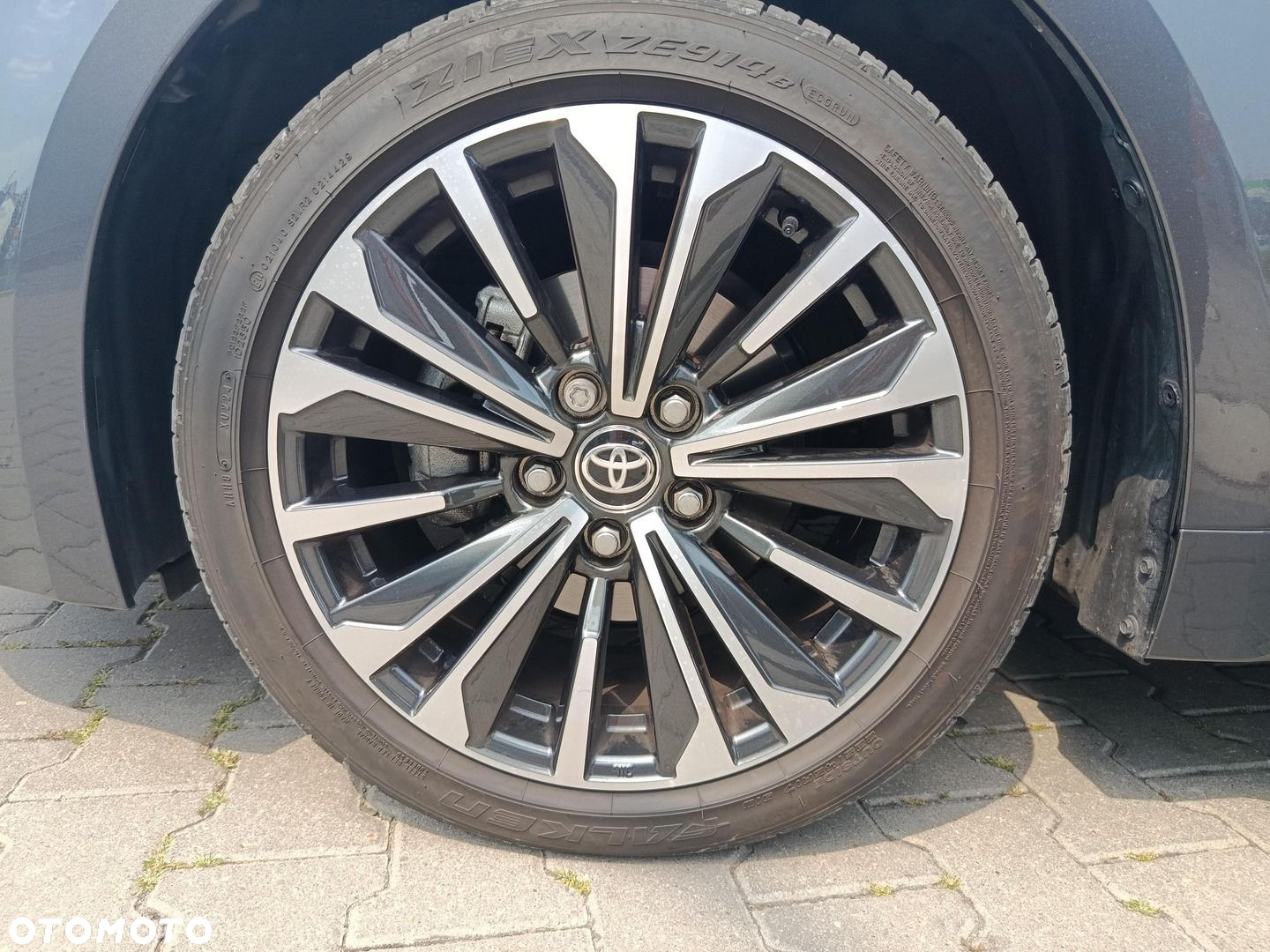 Toyota Corolla - 19