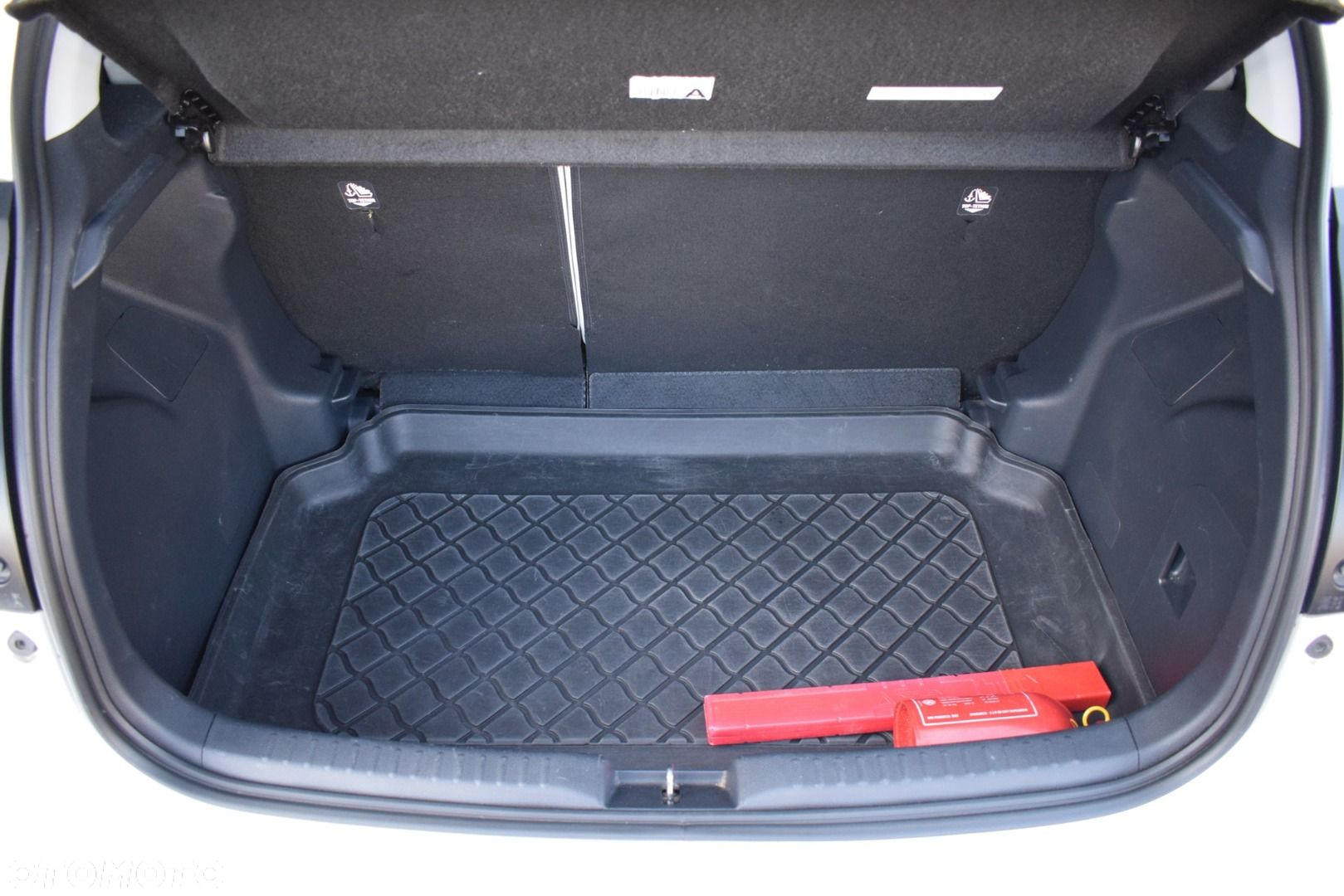 Toyota Yaris - 28