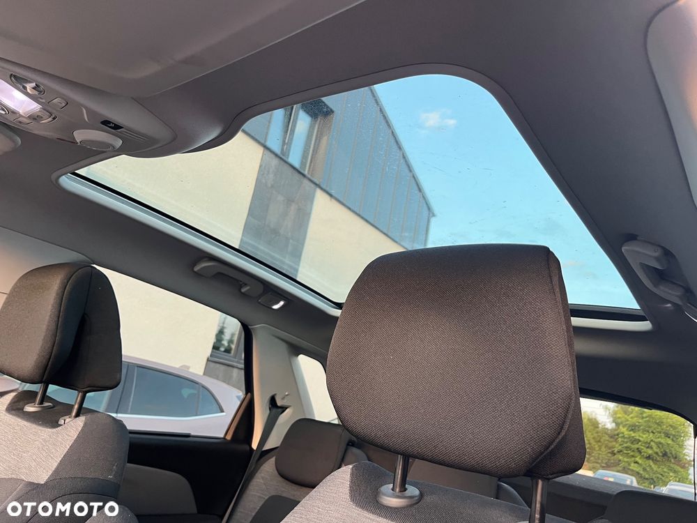 Citroën C4 Picasso - 16