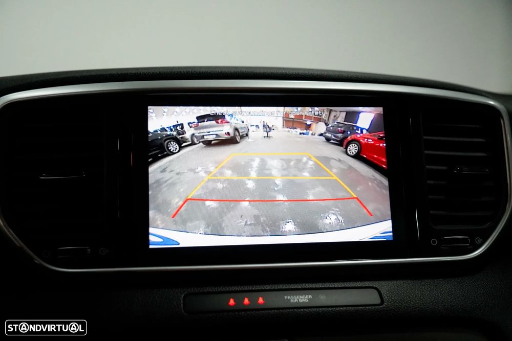 Kia Sportage 1.6 CRDI ISG Tech - 11