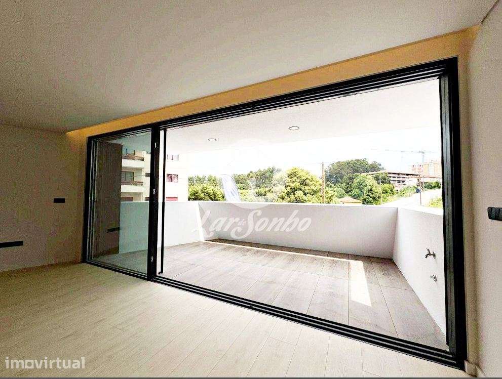 Apartamento T2, novo com terraço de 152m2, São Cosme, Gondomar - Grande imagem: 3/17