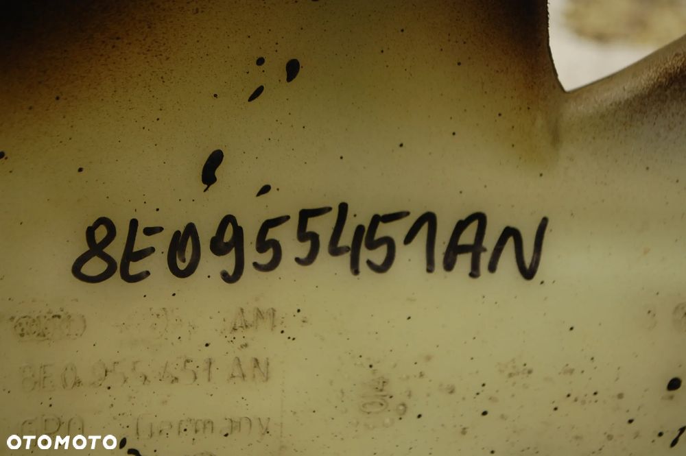 ZBIORNICZEK SPRYSKIWACZY XENON 8E0955451AN AUDI A4 B7 B68E0955451AG - 15