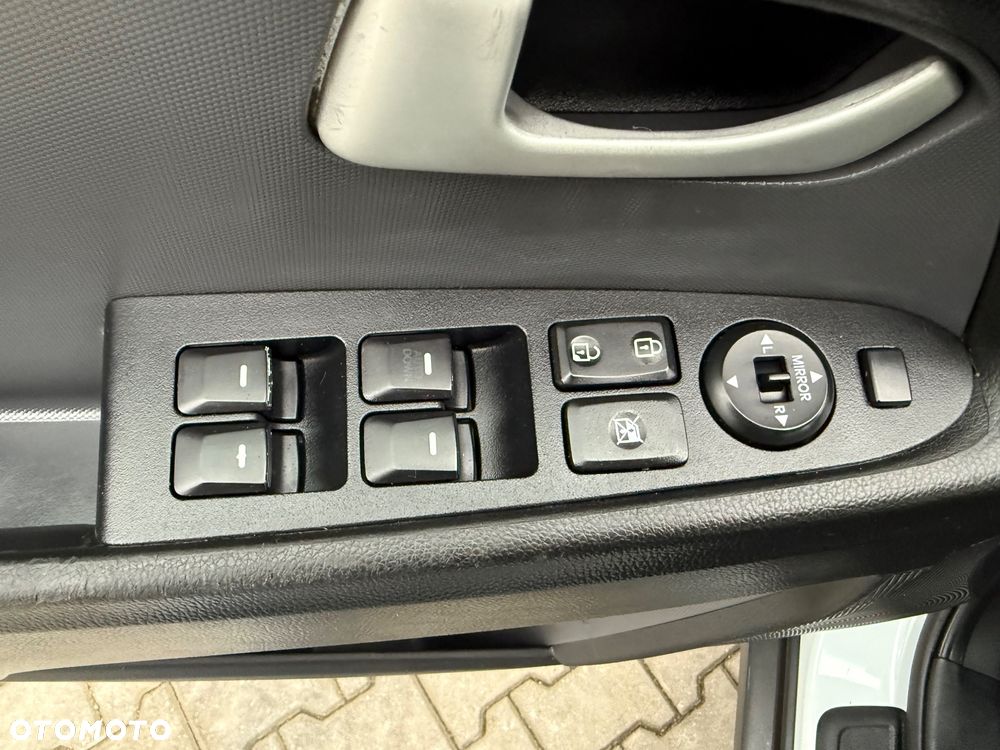 Kia Sportage 1.7 CRDI 2WD ISG Dream-Team Edition - 14