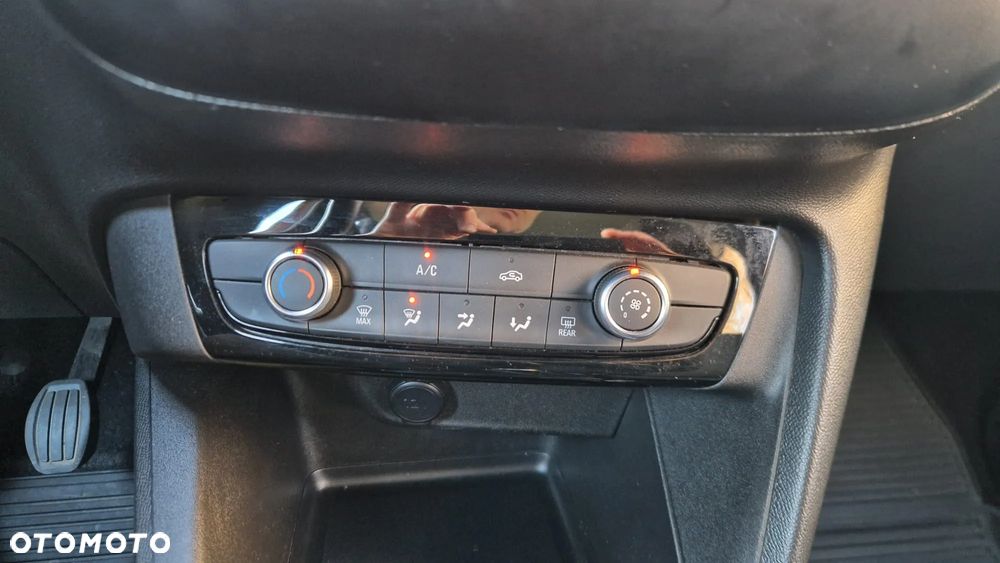 Opel Corsa 1.2 Edition S&S - 17