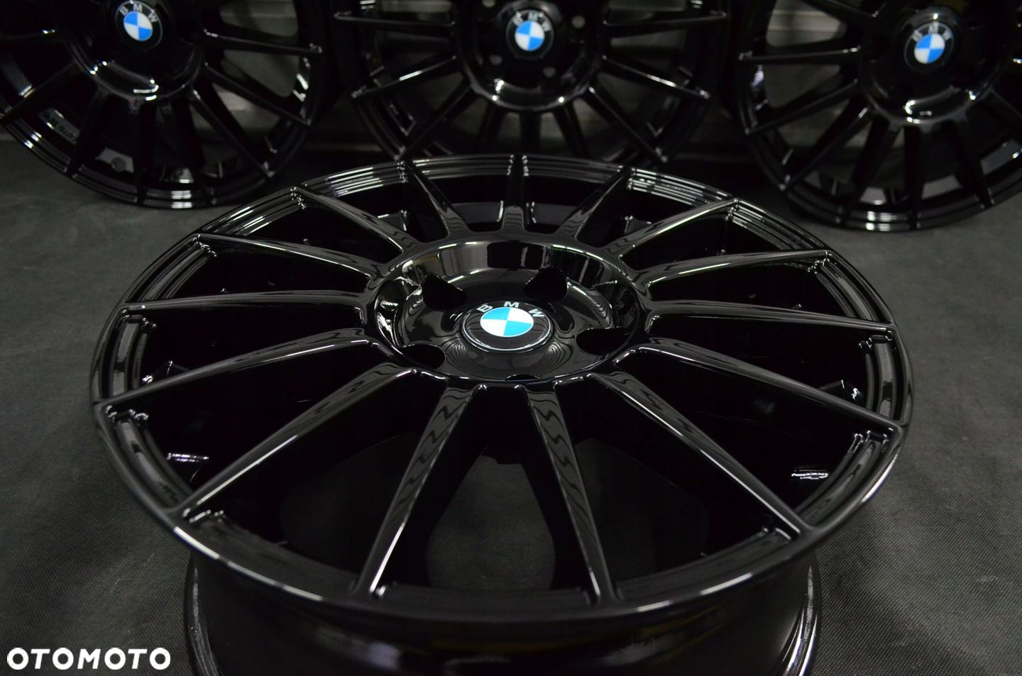 Felgi BMW 5x120 R17 e90 e91 e92 e93 F30 F31 F32 X3 X1 X3 F20 Z4 F34 F36 - 5