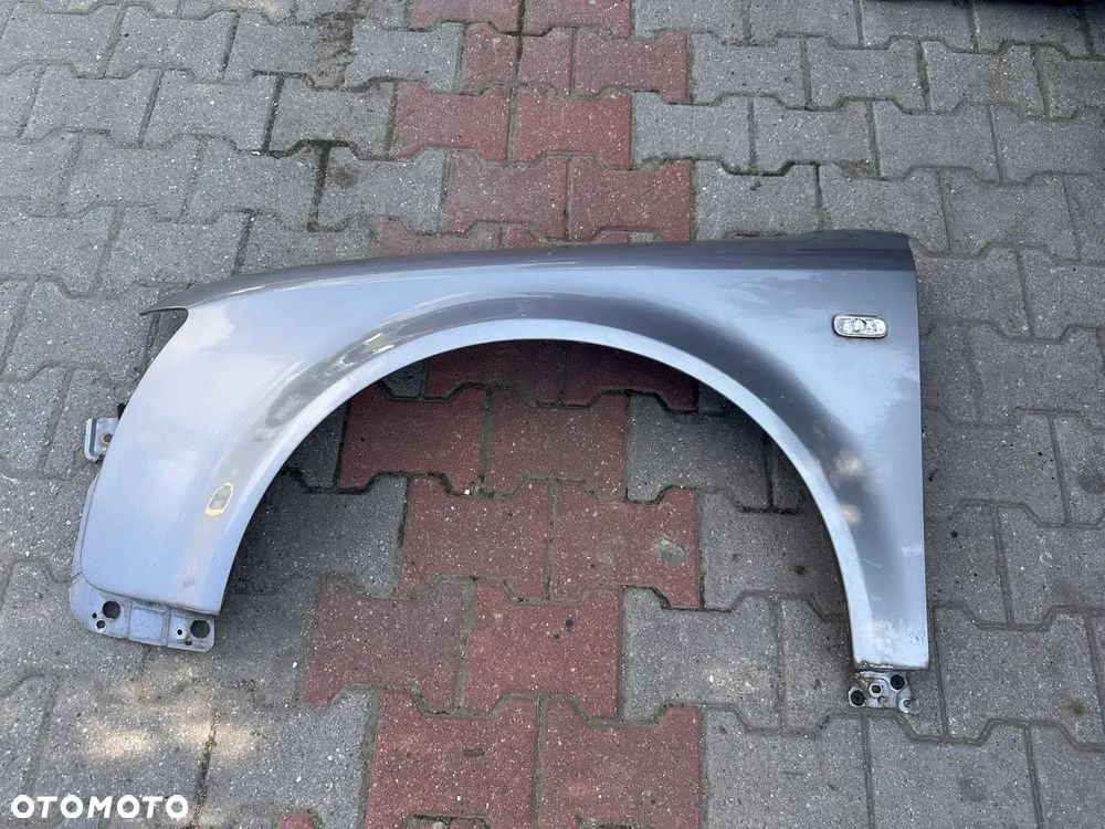 AUDI A4 B6 BLOTNIK LEWY PRAWY - 2