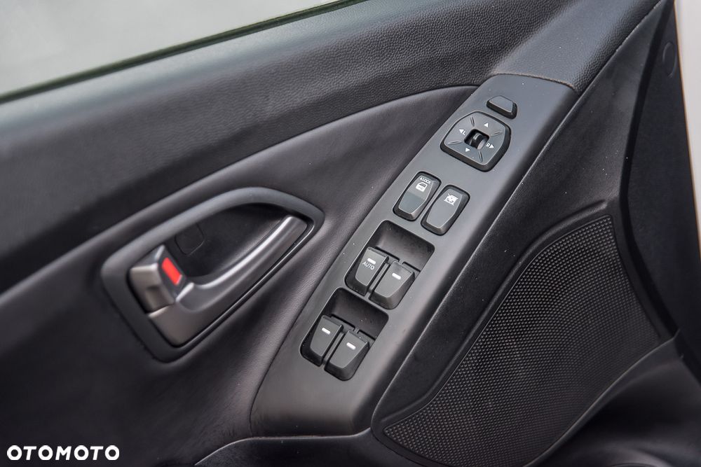 Hyundai ix35 2.0 CRDi Premium 4WD - 20