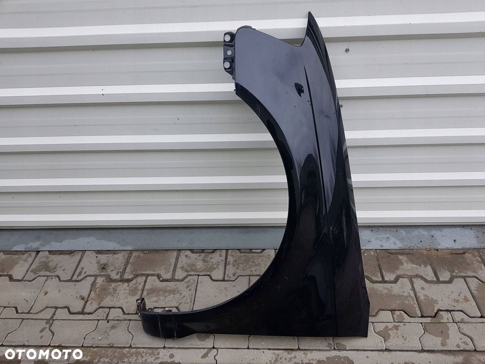 AUDI A3 8P LIFT 08-12r BŁOTNIK LEWY PRZÓD PRZEDNI LY9B - 1