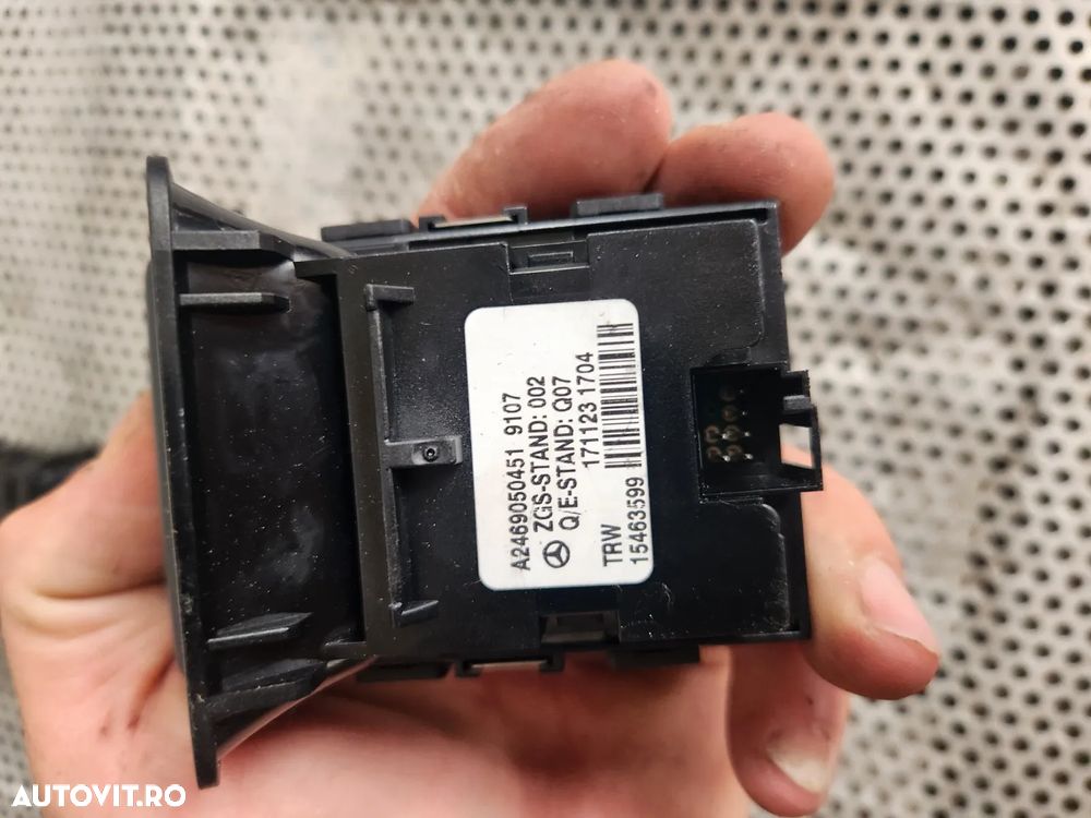 Buton Frana De Mana Mercedes A/B Class W246 W176 GLA X156 W156 CLA W117 Cod A2469050451 Dezmembrez Mercedes Motor 651 - Dezmembrari Arad - 6