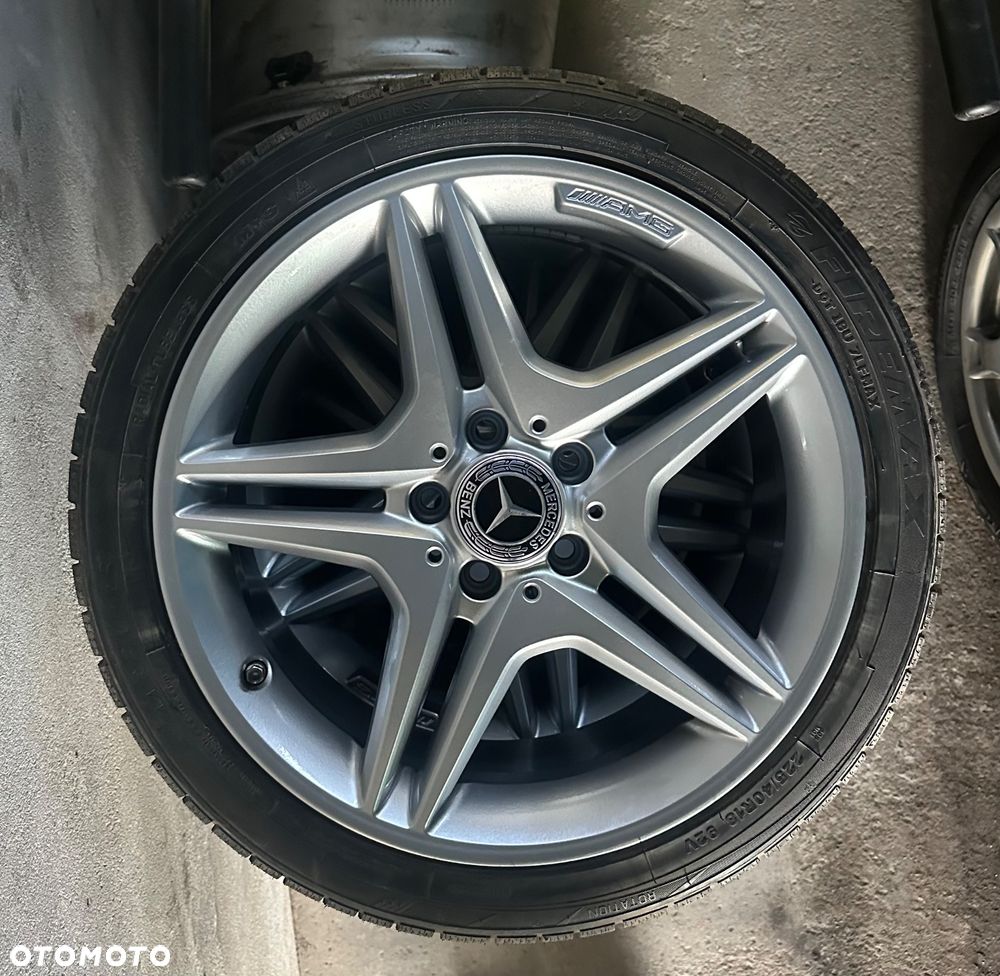 Mercedes-Benz CLA 250 4Matic 7G-DCT AMG Line - 23