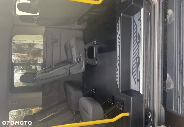 Ford Transit - 5