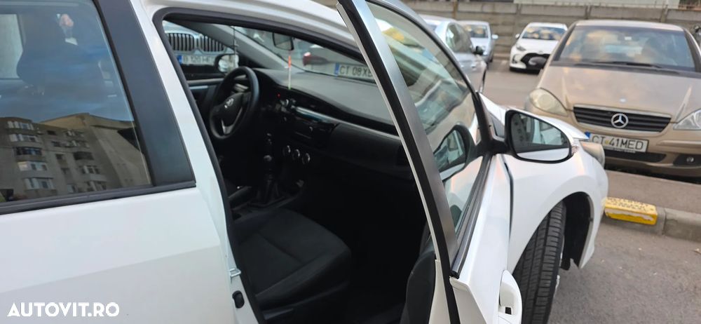 Toyota Corolla - 6