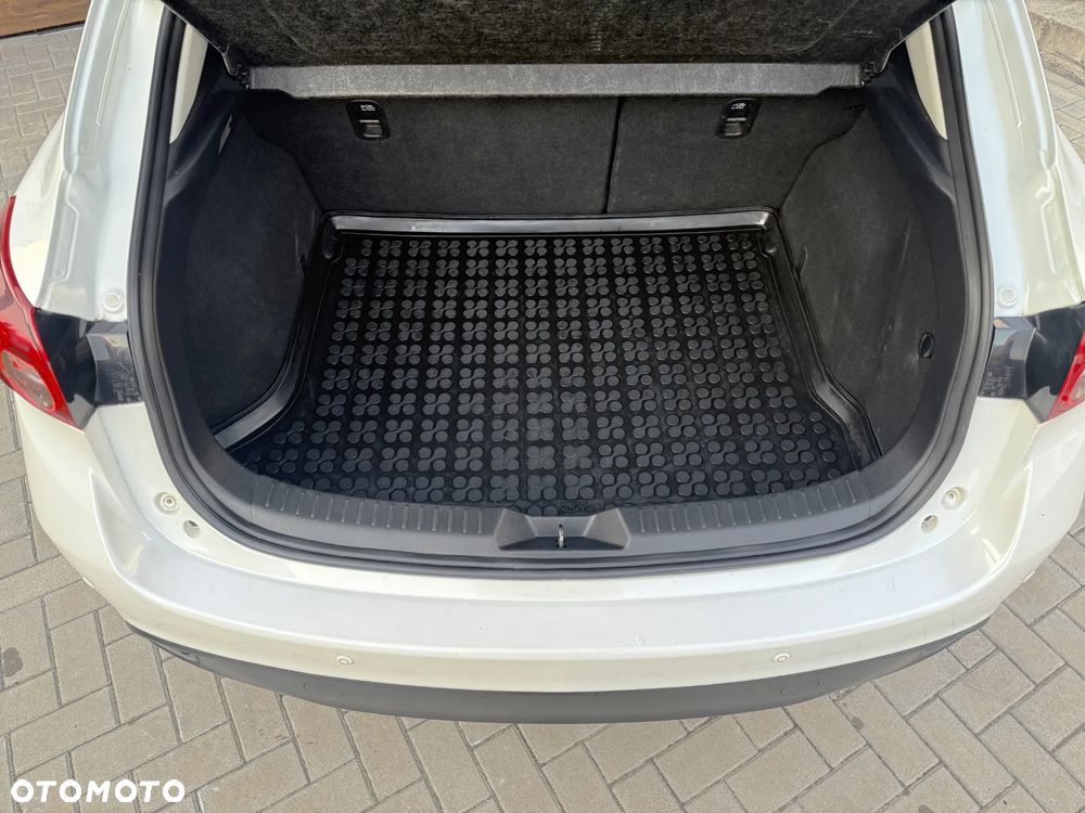 Mazda 3 2.0 Skyenergy EU6 - 16