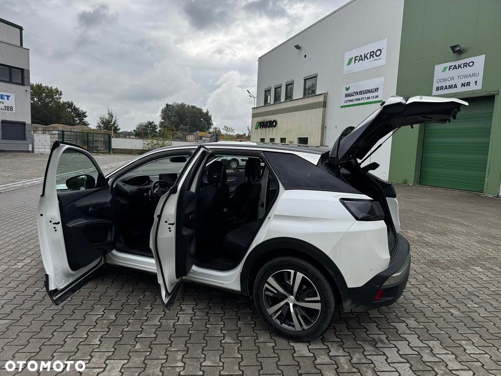 Peugeot 3008 1.2 PureTech Allure Pack S&S EAT8 - 22