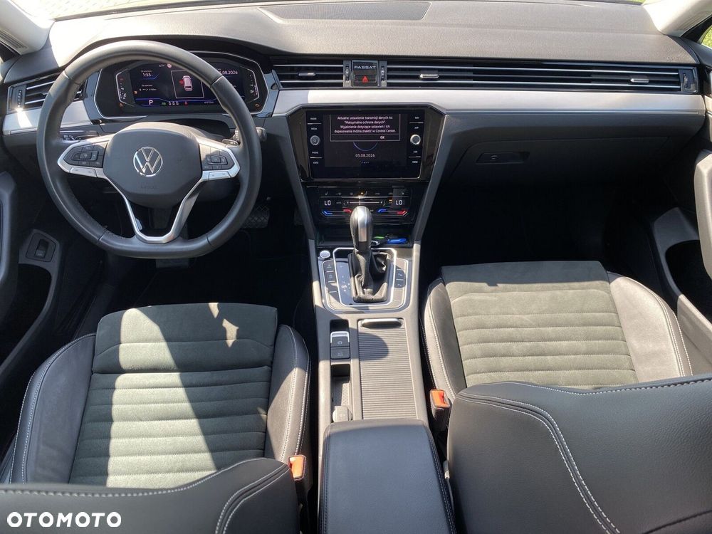 Volkswagen Passat - 15