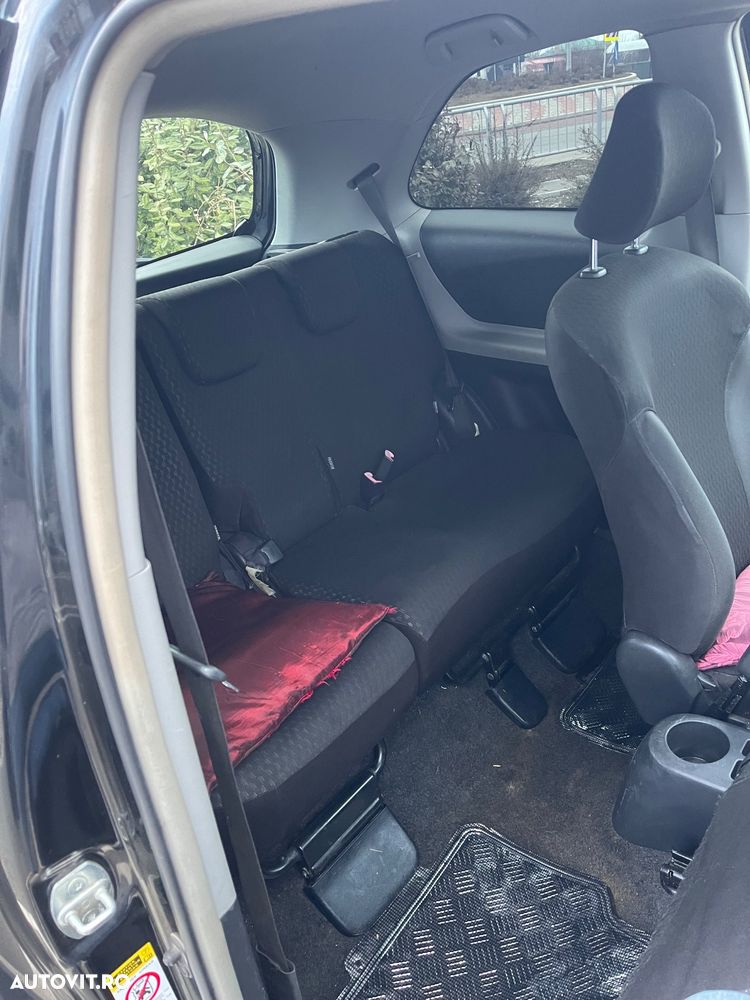 Toyota Yaris 1.8 TS - 4