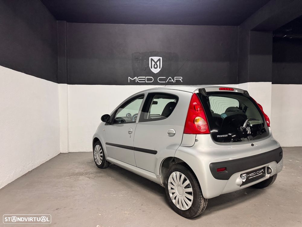 Peugeot 107 1.0 Trendy - 6