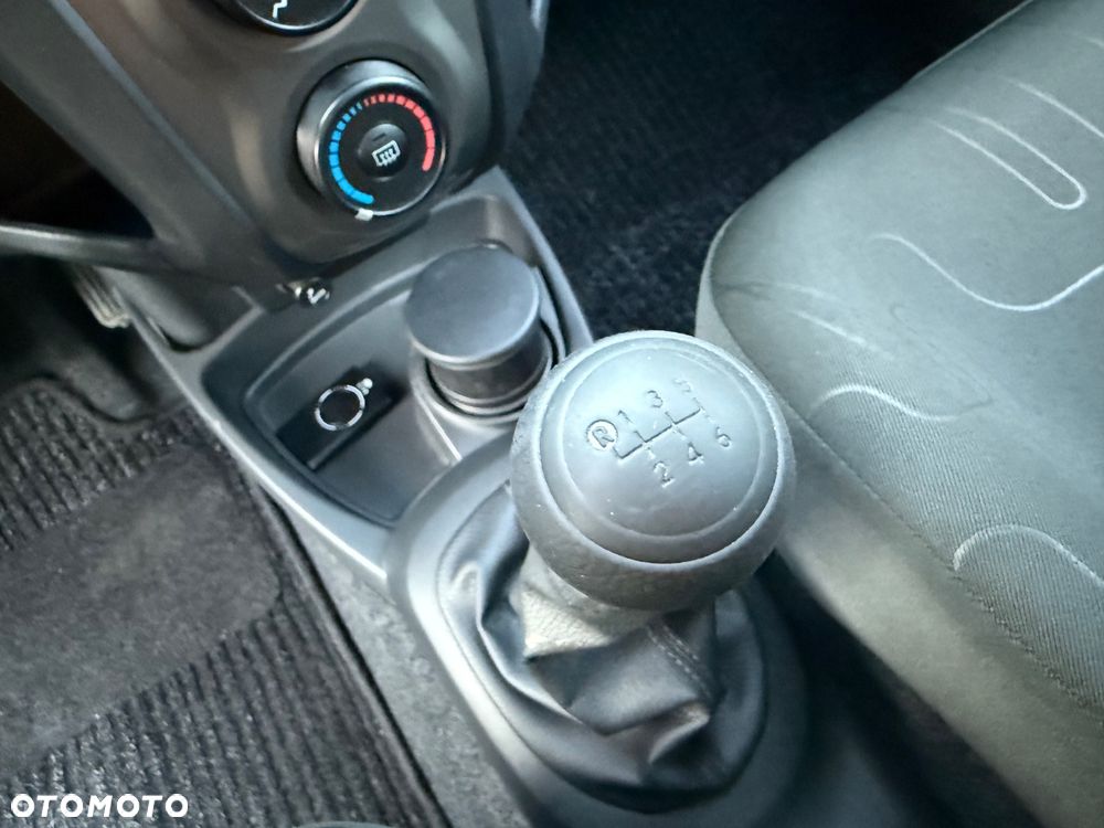 Toyota Yaris 1.33 2010 - 11