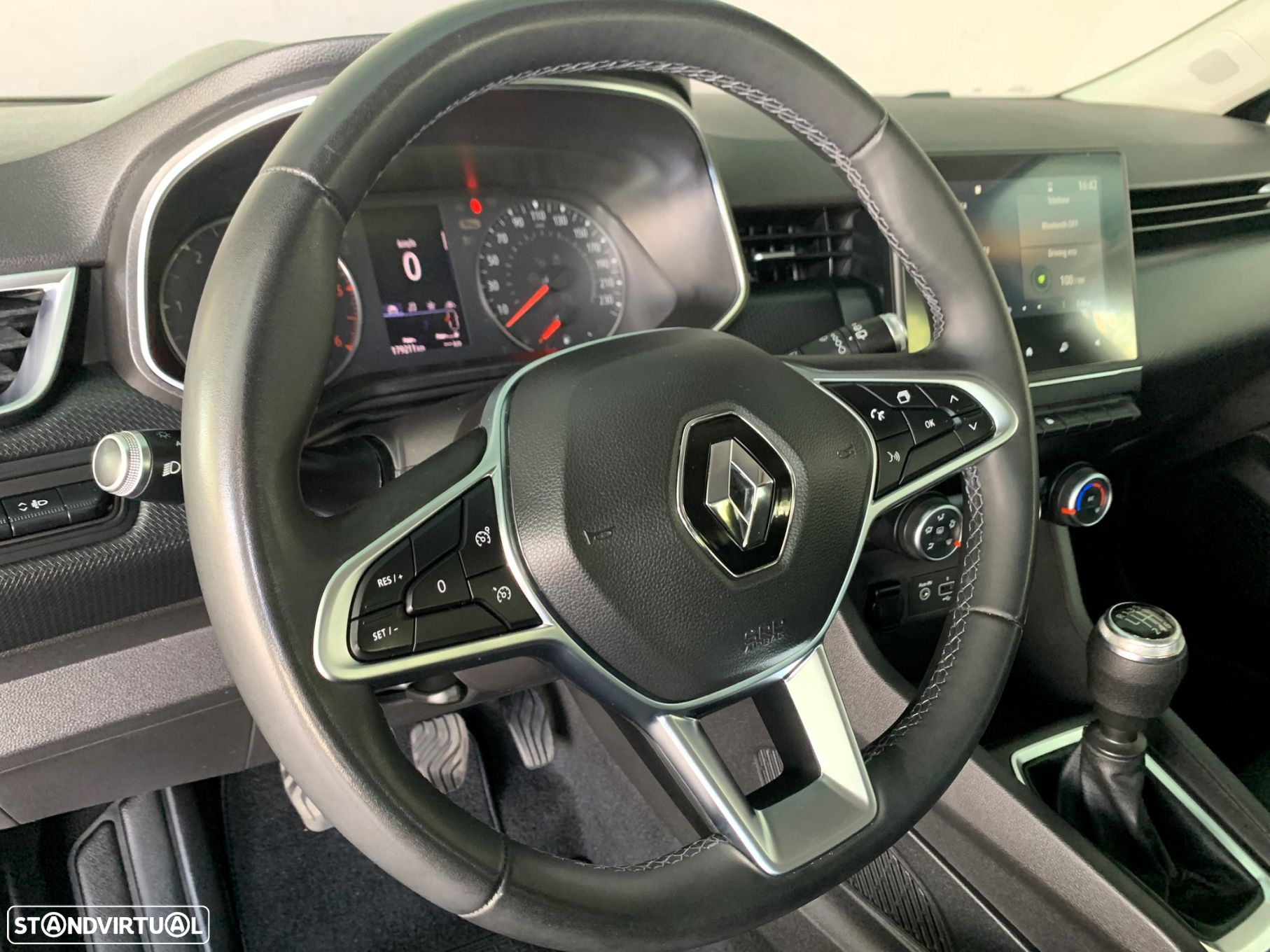 Renault Clio 1.5 Blue dCi Zen - 14
