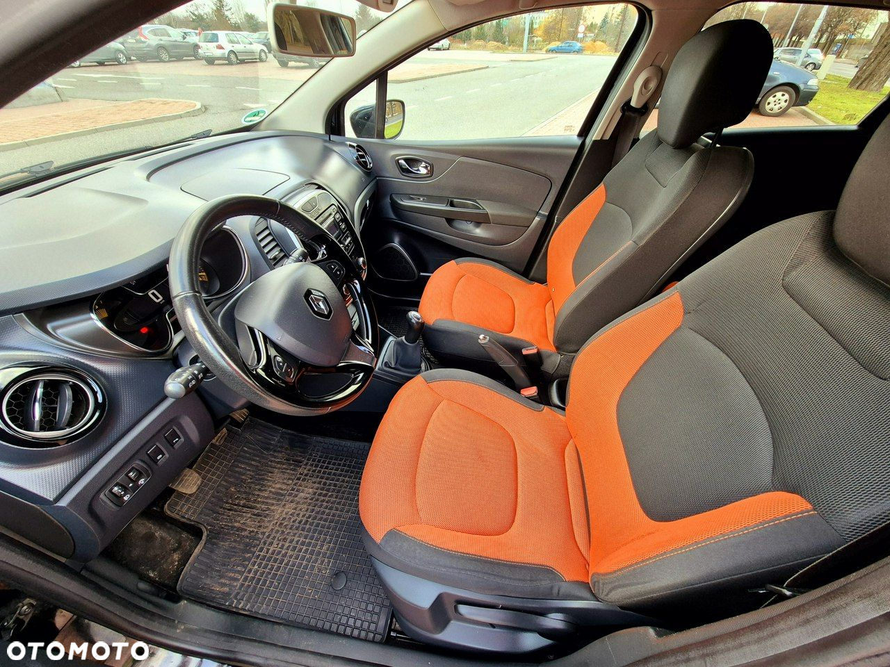 Renault Captur - 9