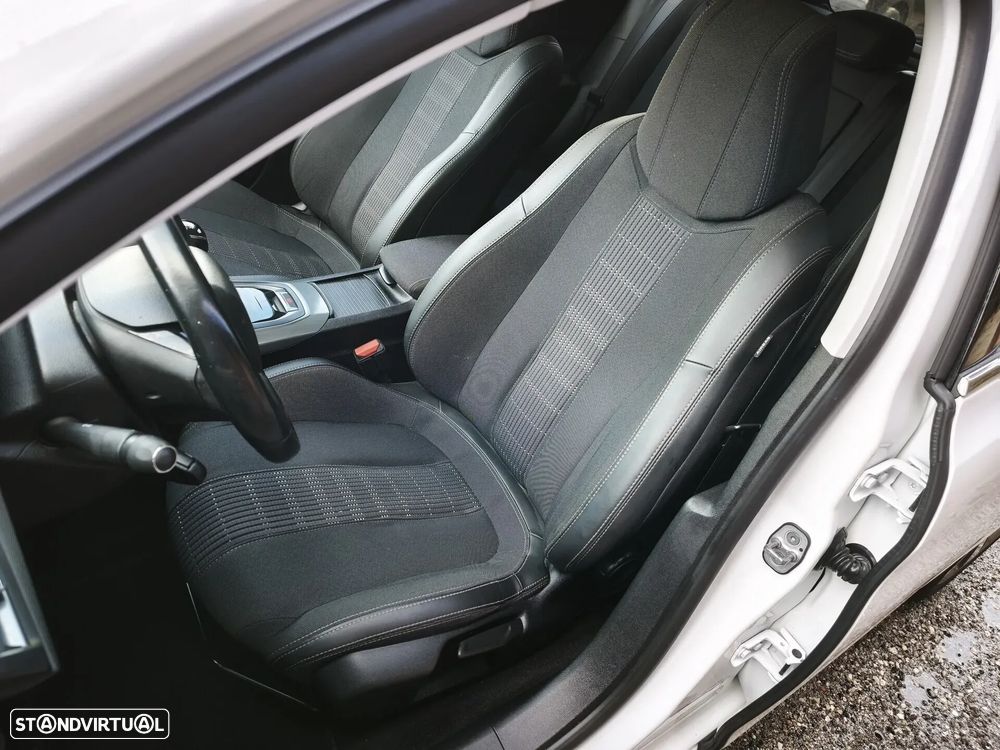 Peugeot 308 PureTech 130 Allure Pack - 12