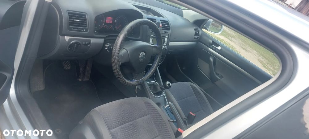 Volkswagen Jetta 1.9 TDI Comfortline - 3