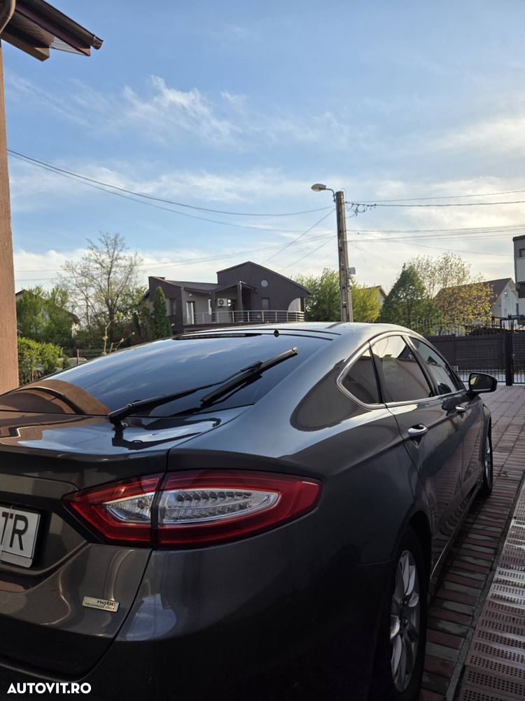 Ford Mondeo 1.5 TDCi ECOnetic Start-Stopp Titanium - 10
