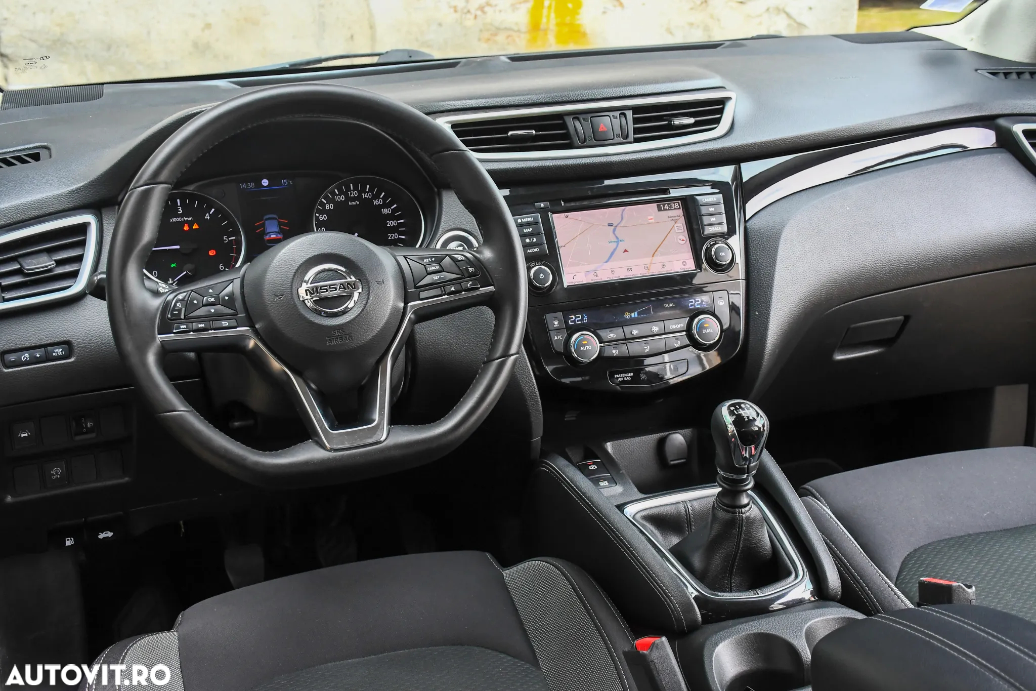 Nissan Qashqai 1.5 DCI N-Connecta - 21