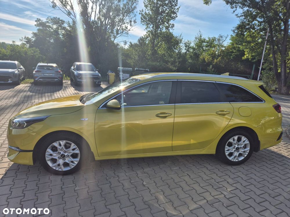 Kia Ceed 1.5 T-GDI M - 10
