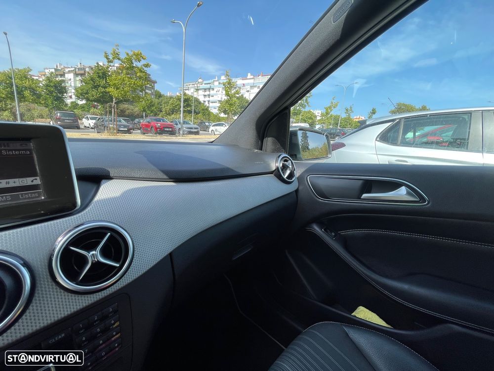 Mercedes-Benz B 180 CDI BlueEFFICIENCY - 11