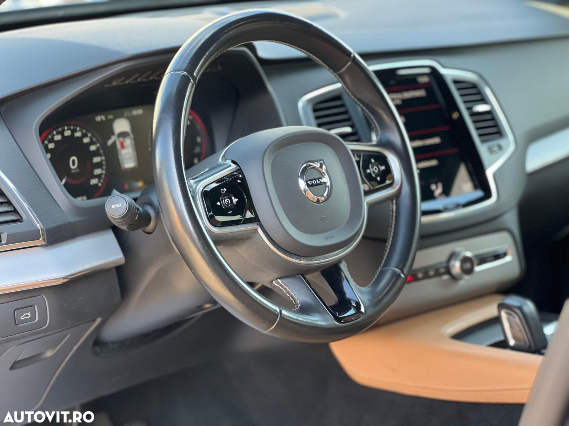 Volvo XC 90 B5 MHEV AWD 5 locuri Momentum Pro - 11