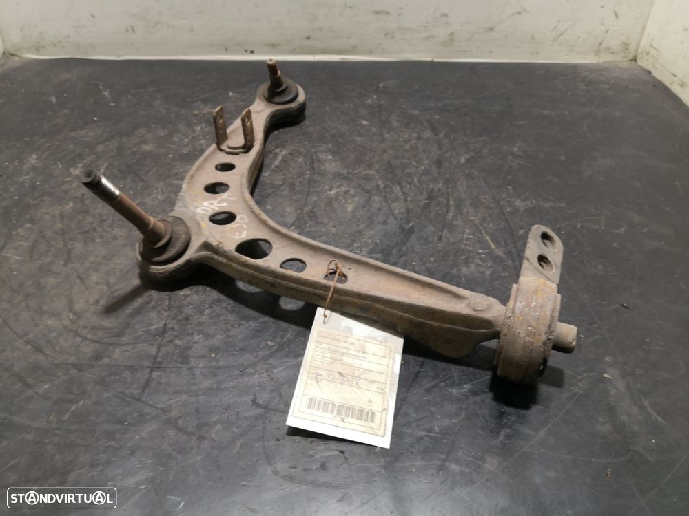 Braço Suspensão Frente Dto Bmw 3 (E30) - 1