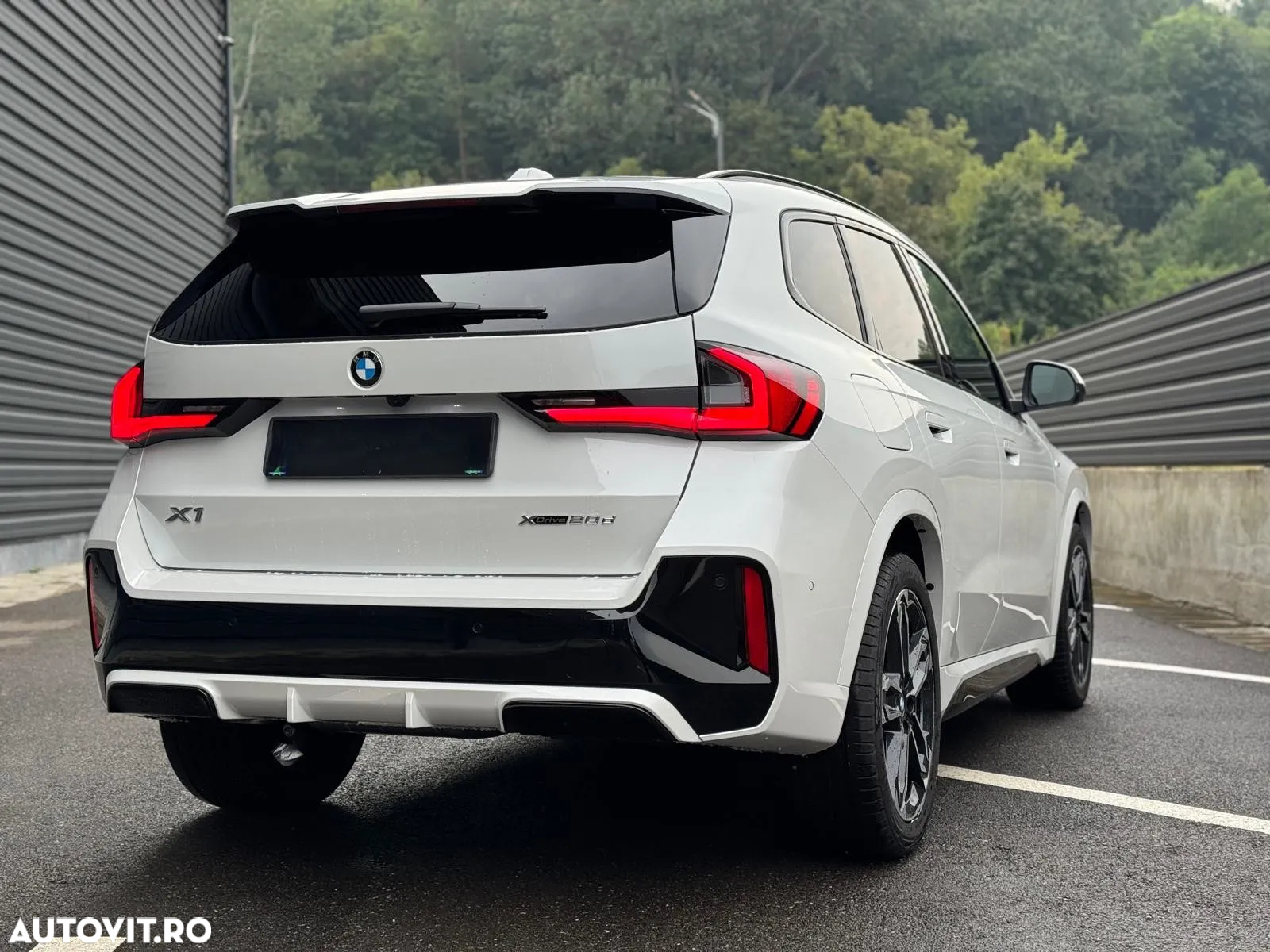 BMW X1 xDrive20d AT MHEV - 3