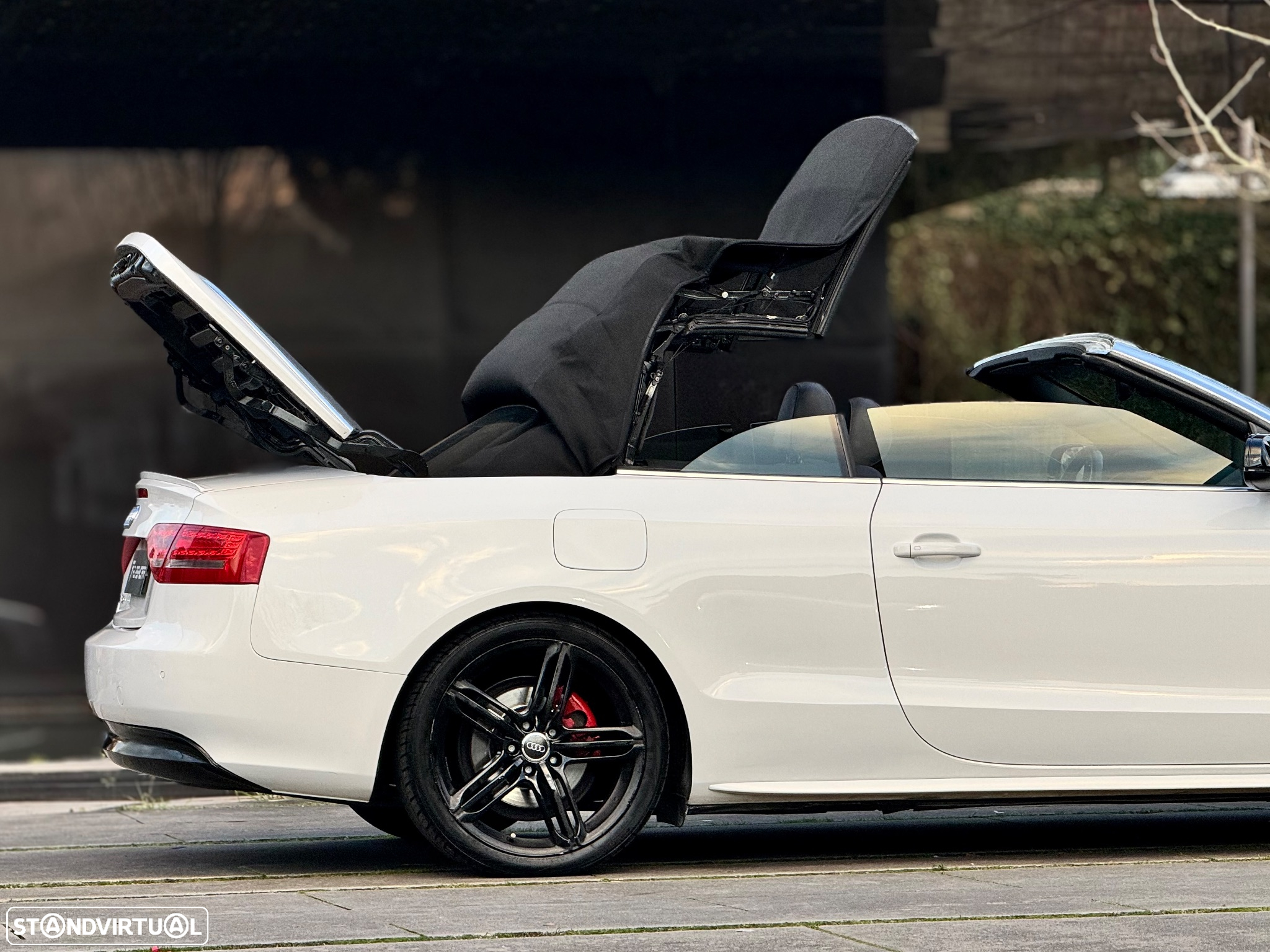 Audi A5 Cabrio 2.0 TDi - 36