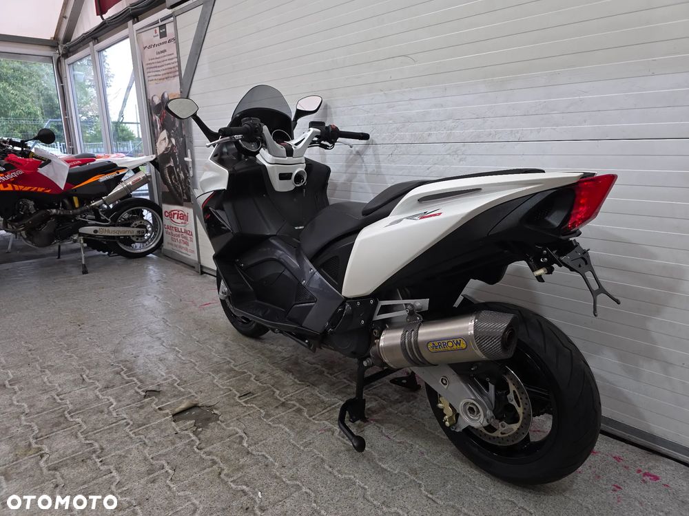 Aprilia SRV 850 - 3