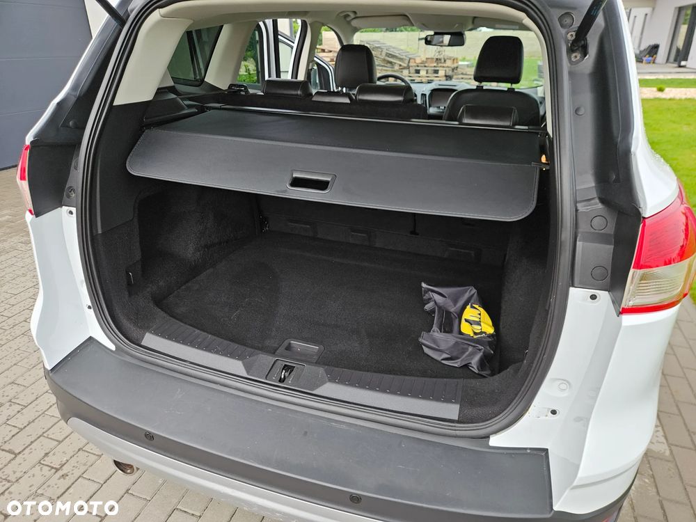 Ford Kuga 2.0 TDCi 4x4 Titanium - 16