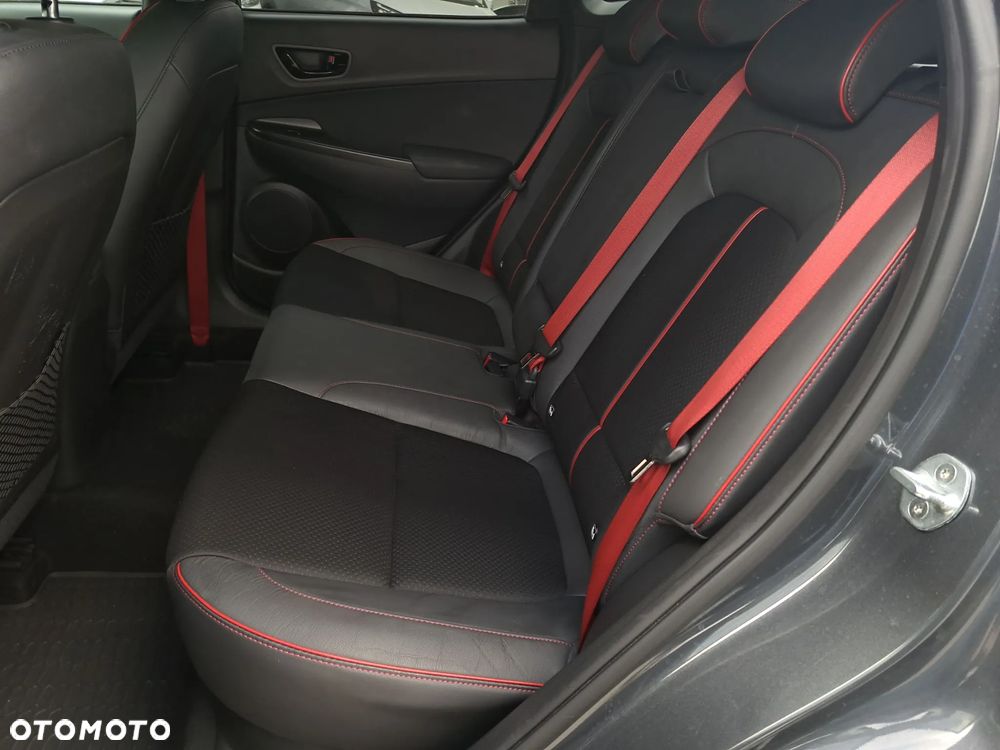 Hyundai Kona 1.6 T-GDI Premium 4WD DCT - 32
