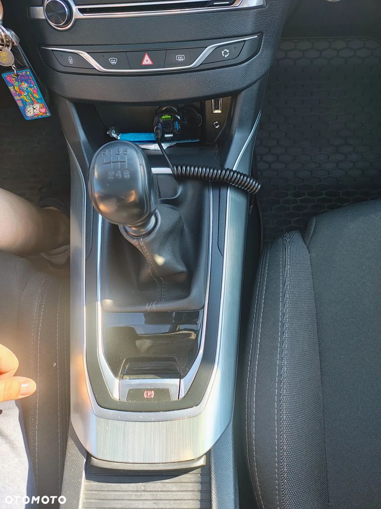 Peugeot 308 - 22